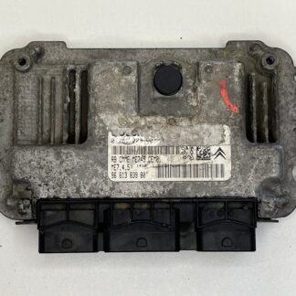 Een me7.4.5 ECU van een 206 1.6 16v NFU